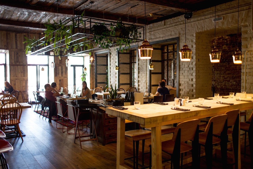 Гастроли Гастроли