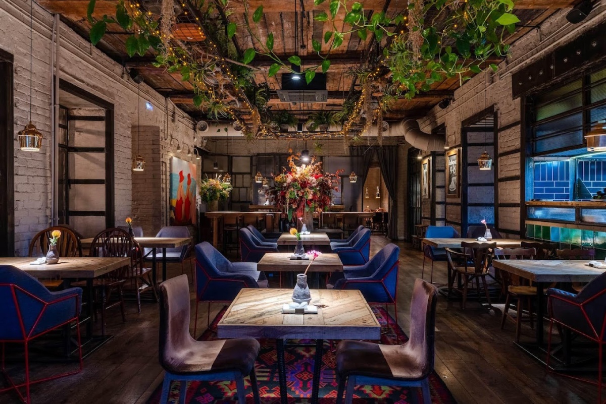 Гастроли Гастроли