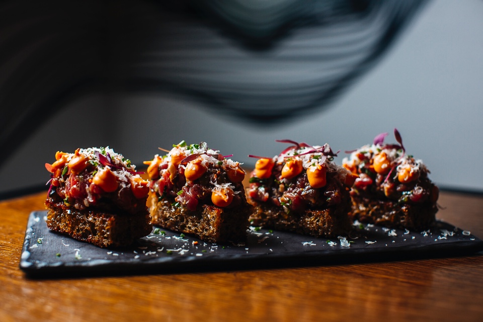 15 kitchen + bar 15 kitchen + bar