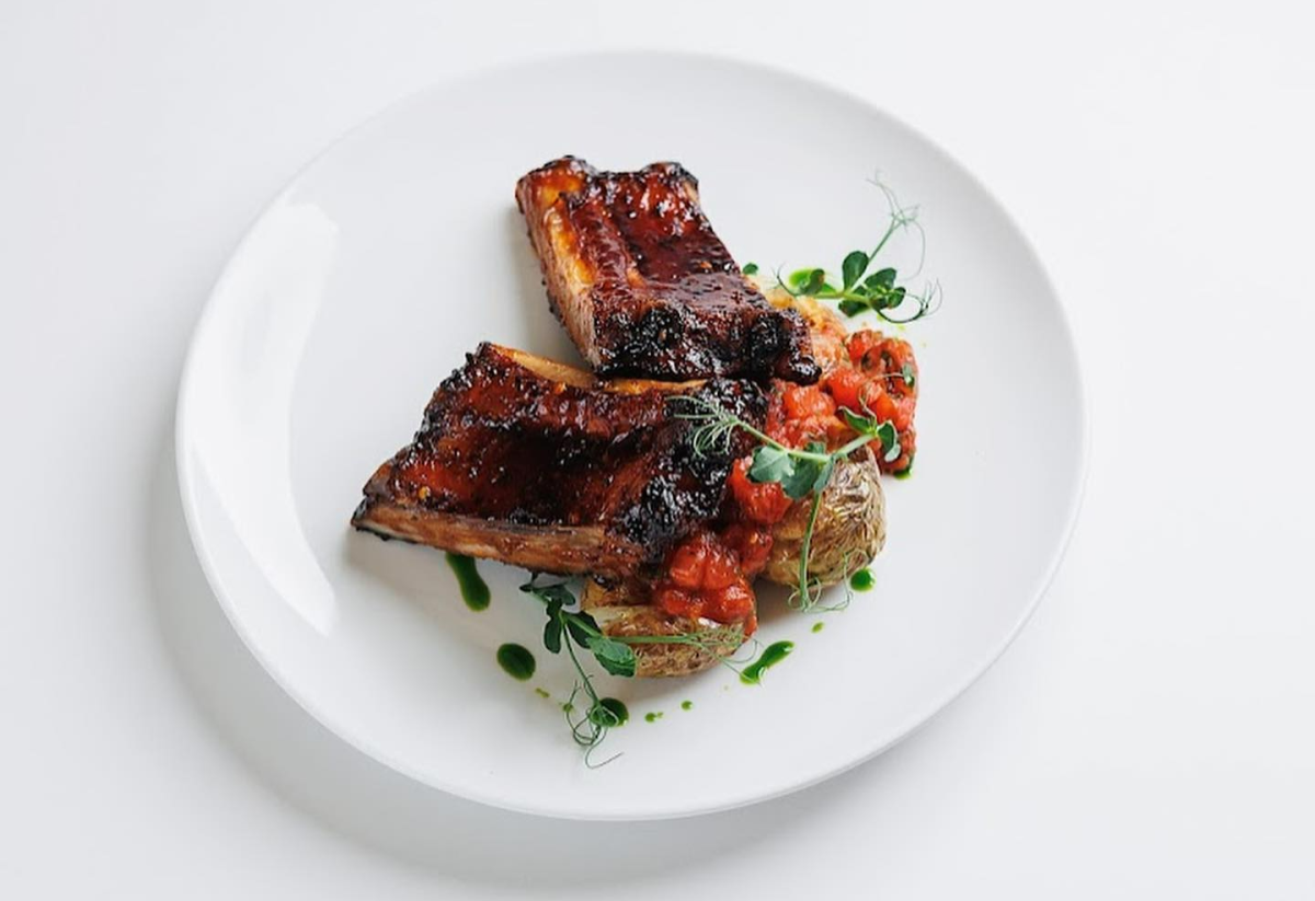 Feola’s Kitchen & Wine Feola’s Kitchen & Wine