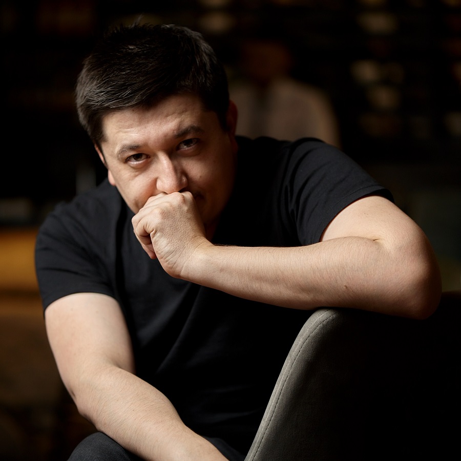 24 часа за плитой. Хайям аминов красноярск. Хайям аминов. Су-шеф. Хайям аминов.